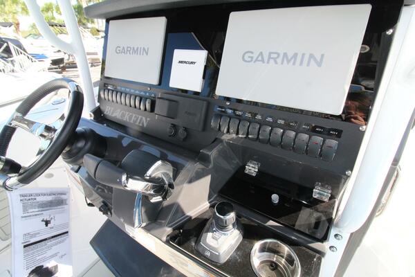 27ft Blackfin Yacht For Sale