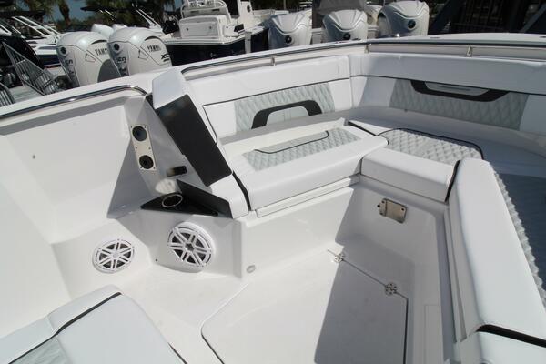 27ft Blackfin Yacht For Sale