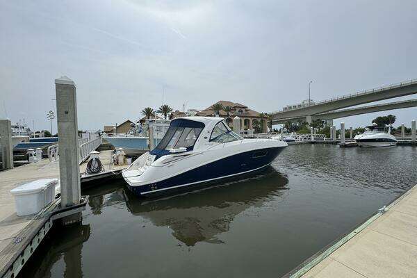 2012 Sea Ray 37