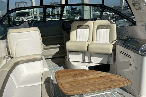 2012 Sea Ray 37