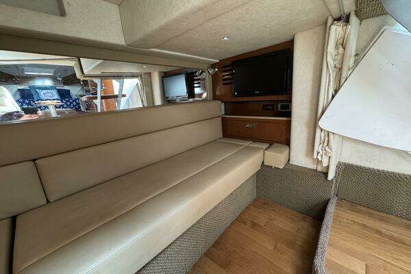 2012 Sea Ray 37