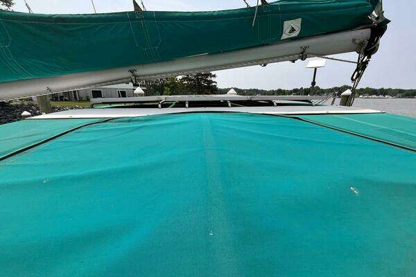 Lagoon 380 Yacht For Sale