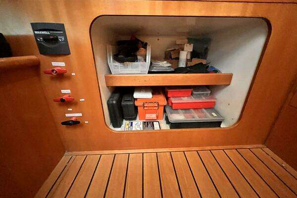 Lagoon 380 Yacht For Sale