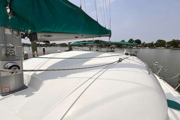 Lagoon 380 Yacht For Sale