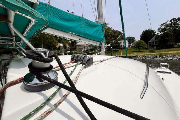 Lagoon 380 Yacht For Sale