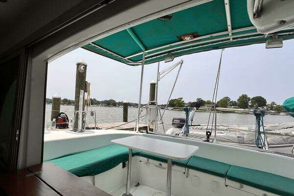 Lagoon 380 Yacht For Sale