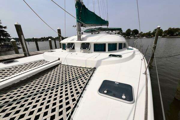 Lagoon 380 Yacht For Sale