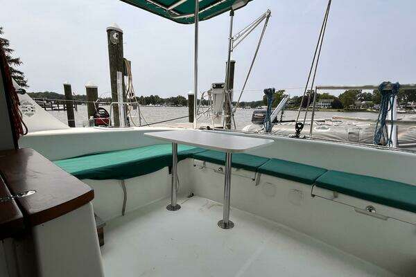 Lagoon 380 Yacht For Sale
