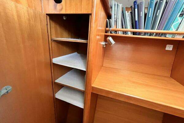Lagoon 380 Yacht For Sale