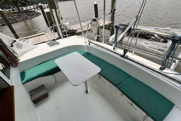 Lagoon 380 Yacht For Sale