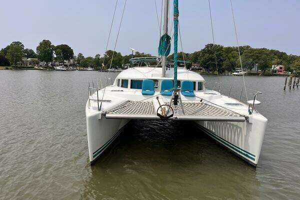 38-ft-Lagoon-2000-380-Wayward Sun-Essex Maryland United States yacht for sale