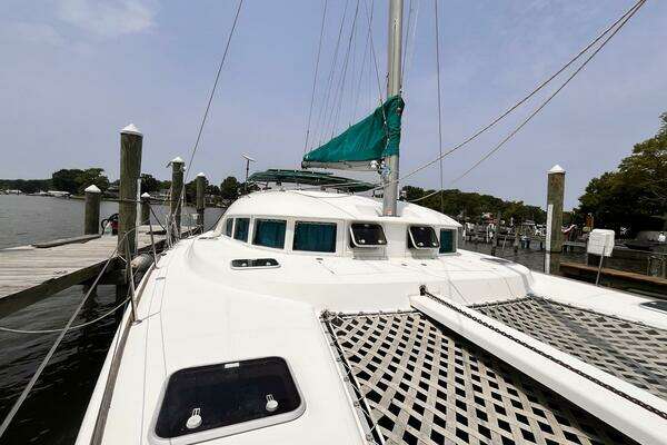 Lagoon 380 Yacht For Sale