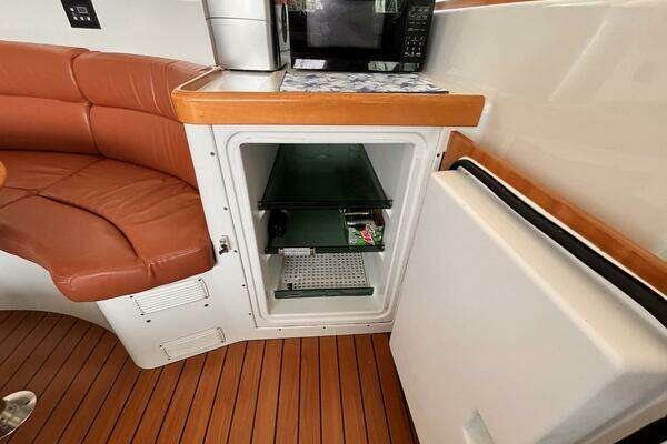 Lagoon 380 Yacht For Sale