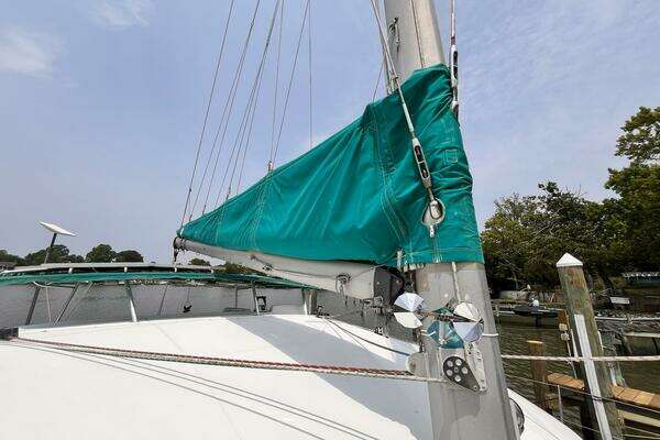 Lagoon 380 Yacht For Sale