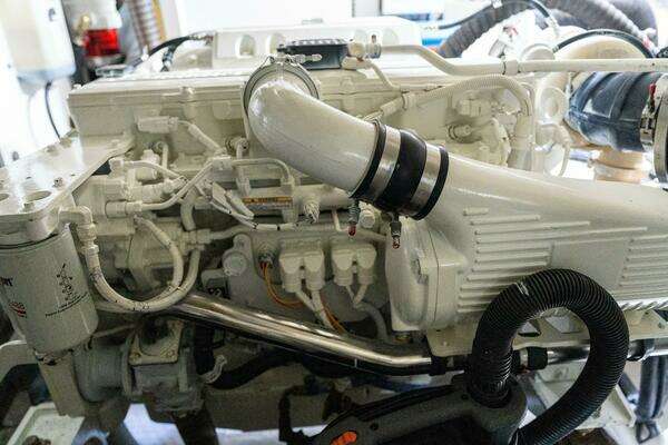 Prestige 590S Yacht For Sale
