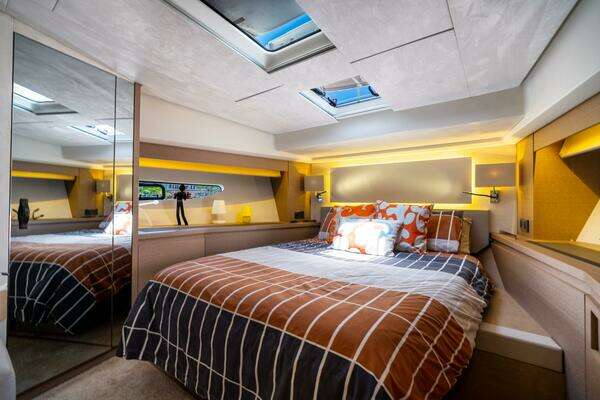 Prestige 590S Yacht For Sale
