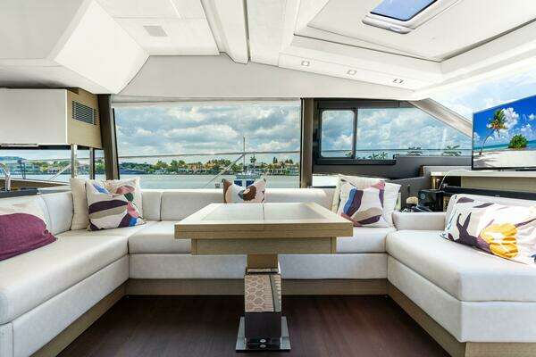 Prestige 590S Yacht For Sale