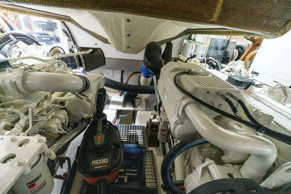 Prestige 590S Yacht For Sale