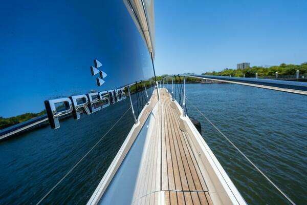 Prestige 590S Yacht For Sale