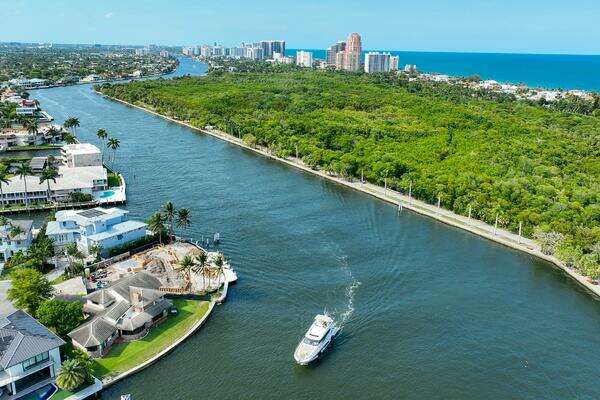 Prestige 590S Yacht For Sale