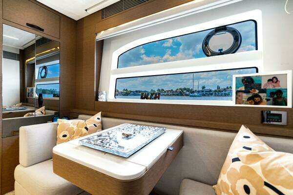 Prestige 590S Yacht For Sale