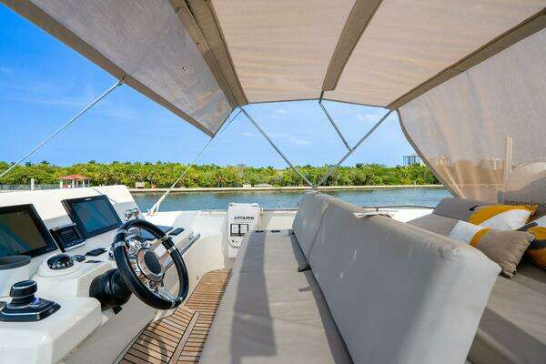 Prestige 590S Yacht For Sale