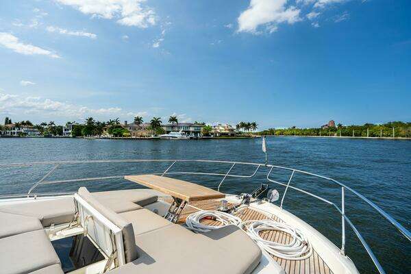 Prestige 590S Yacht For Sale