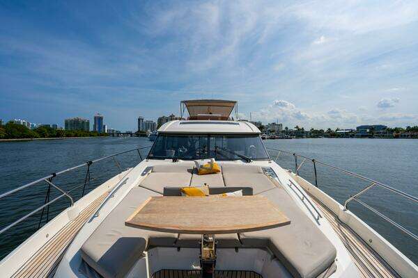Prestige 590S Yacht For Sale