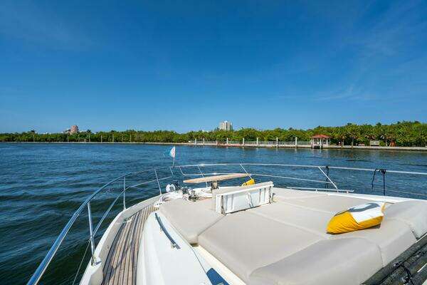 Prestige 590S Yacht For Sale