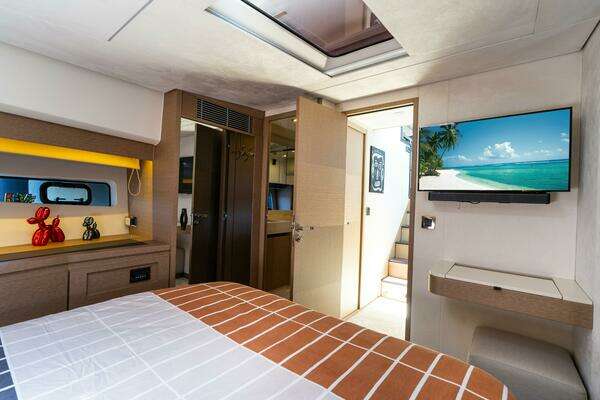 Prestige 590S Yacht For Sale
