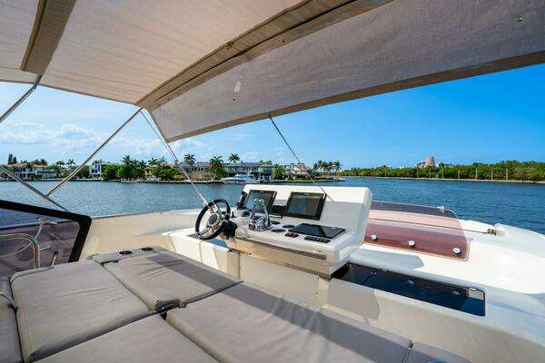 Prestige 590S Yacht For Sale