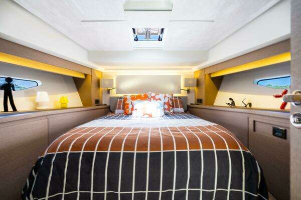 Prestige 590S Yacht For Sale