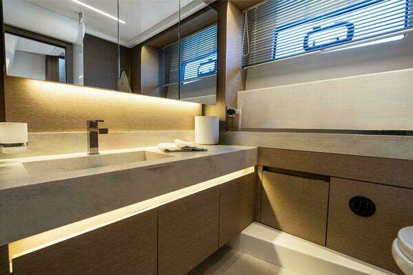 Prestige 590S Yacht For Sale