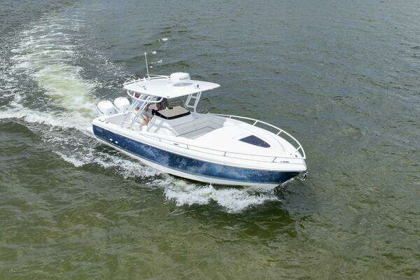 Intrepid 327-I Valor Yacht For Sale