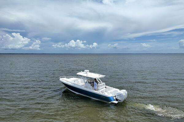 Intrepid 327-I Valor Yacht For Sale