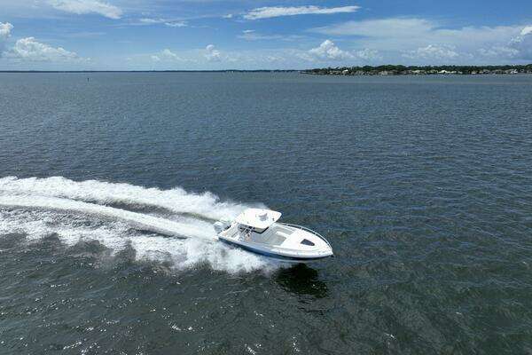 Intrepid 327-I Valor Yacht For Sale