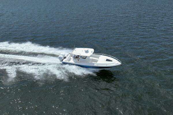 Intrepid 327-I Valor Yacht For Sale