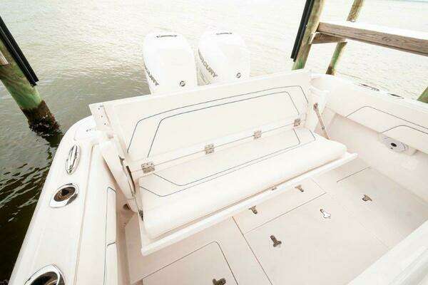 Intrepid 327-I Valor Yacht For Sale