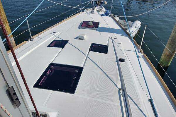 Beneteau  Yacht For Sale