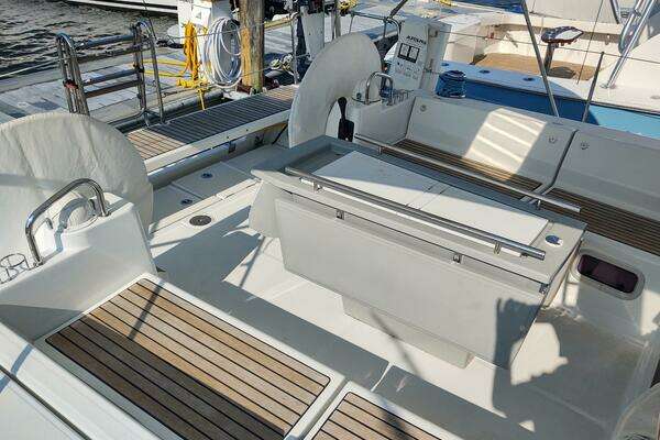 Beneteau  Yacht For Sale