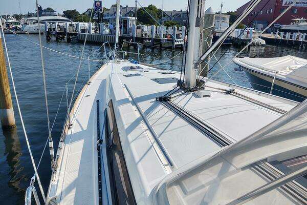 Beneteau  Yacht For Sale