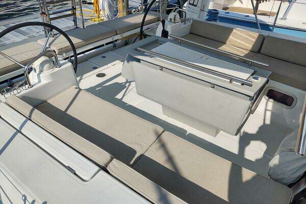 Beneteau  Yacht For Sale