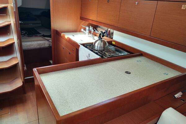 Beneteau  Yacht For Sale