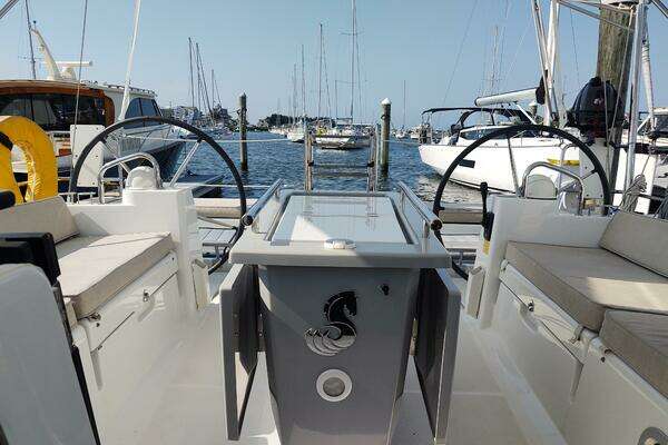 Beneteau  Yacht For Sale