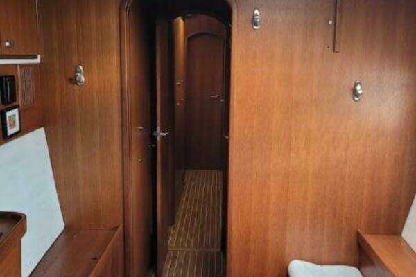 Lagoon 570 Yacht For Sale