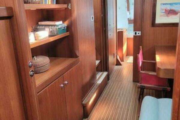 Lagoon 570 Yacht For Sale