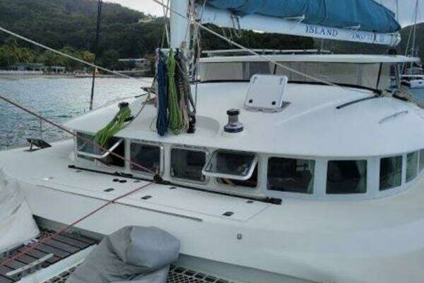 Lagoon 570 Yacht For Sale