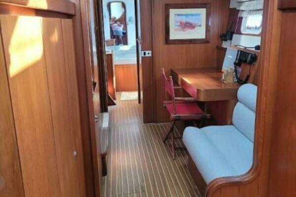 Lagoon 570 Yacht For Sale