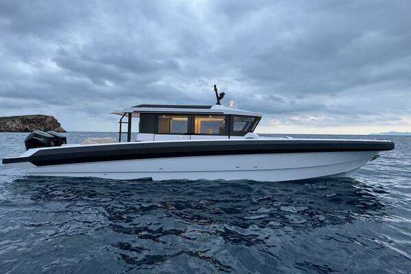 Technohull XPD Yacht For Sale