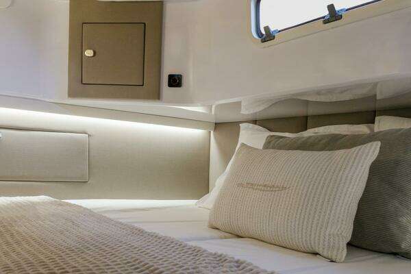 Technohull XPD Yacht For Sale